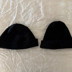 Uniqlo 2x cotton black beanies - Unisex Adults - One Size